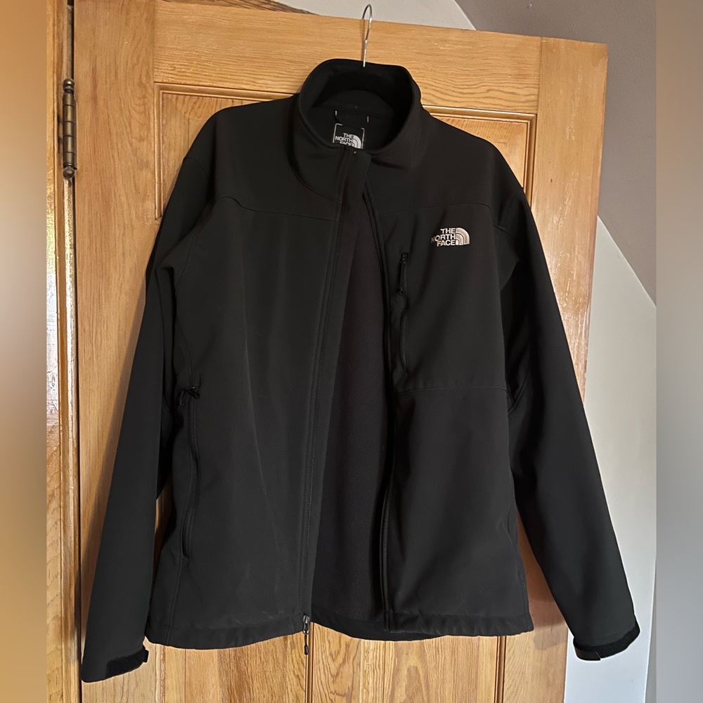 The North Face Black Men’s Softshell Utility Jacket XL